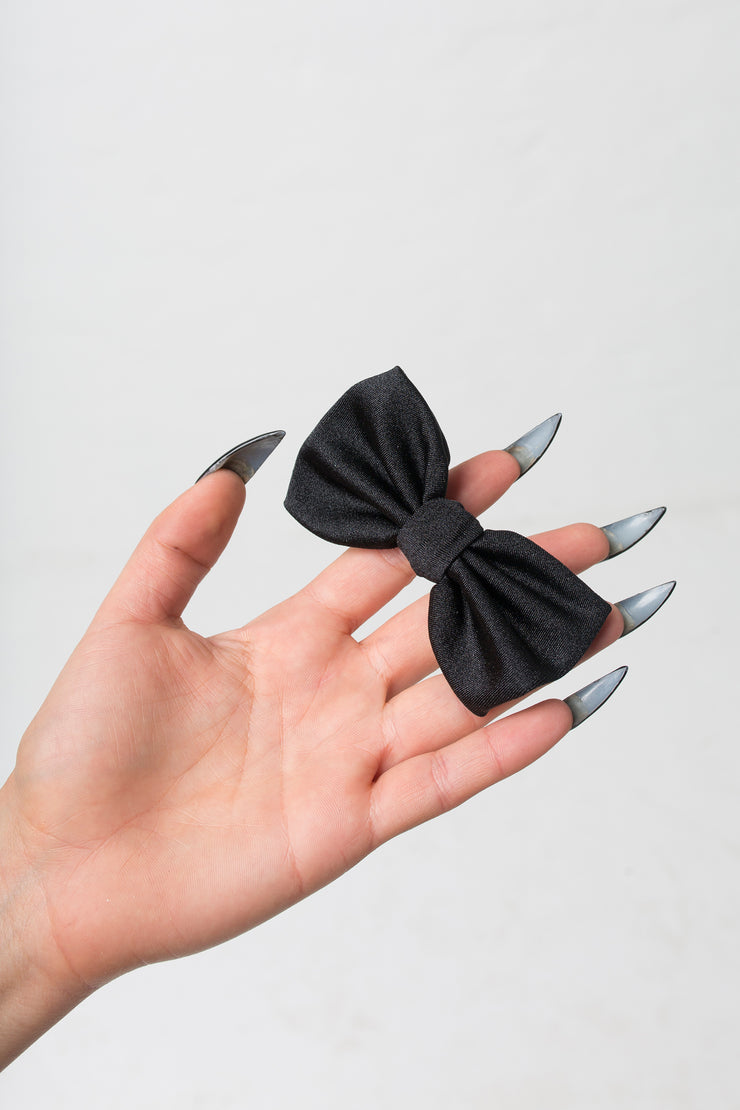 fashion brand BONDY showcasing handmade ISLA elastic nylon bows in black, part of the new collection DREY:MA